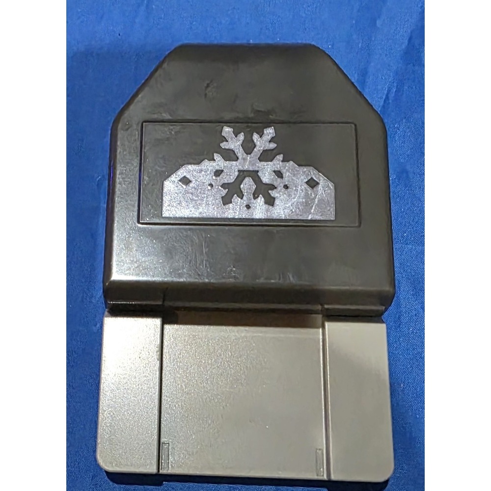 Stampin' Up! Sparkling Snowflake Stamps/ Tag‎ Topper Punch Set New - Picture 4 of 9